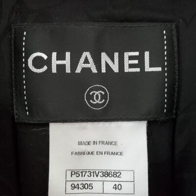 Chanel black wool blend open front black jacket, size 40