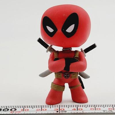 FUNKO MYSTERY MINI - DEAD POOL
