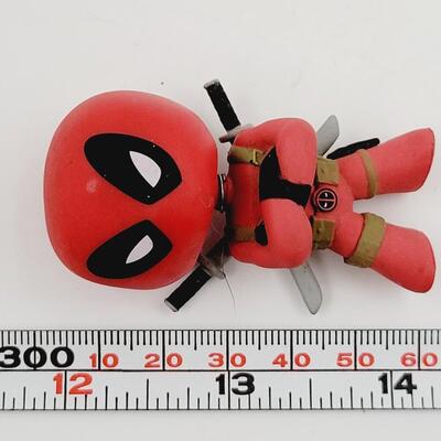FUNKO MYSTERY MINI - DEAD POOL