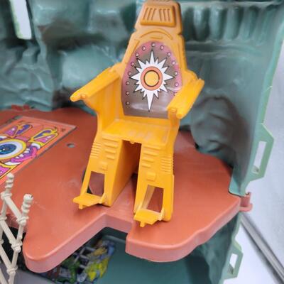 ORIGINAL MOTU CASTLE GREY SKULL