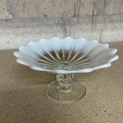 Northwood Dogan Vaseline Uranium Glass Opalescent Candy Dish