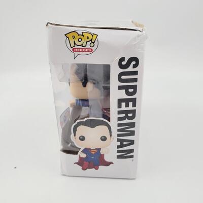FUNKO POP BATMAN VS SUPERMAN - TOYS R US EXCLUSIVE