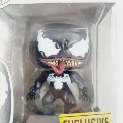 FUNKO POP VENOM - ENTERTAINMENT EARTH EXCLUSIVE
