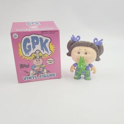 TOPPS MYSTERY VINYL FIGURE - GARBAGE PAIL KIDS