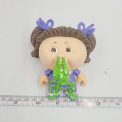 TOPPS MYSTERY VINYL FIGURE - GARBAGE PAIL KIDS