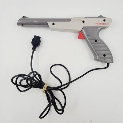 1985 NINTENDO ZAPPER