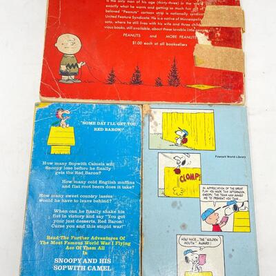 VINTAGE PEANUTS CARTOON BOOK BUNDLE #1