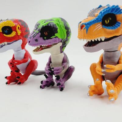 WOWWEE FINGERLING DINOSAUR BUNDLE 3 PC