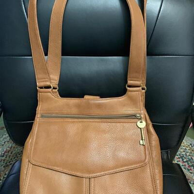 Nice brown pebbled Fossil purse