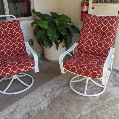 Tropitone swivel rocker - 2 available