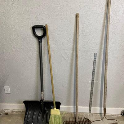 #156 Yard Tools: Snow Shovel, Rakes & Broom