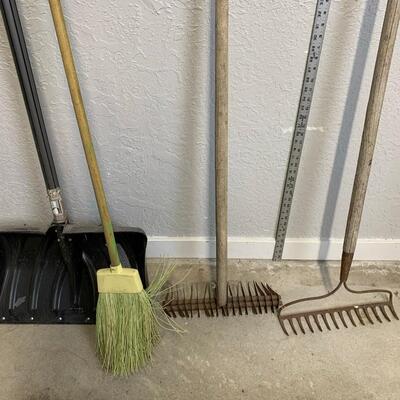 #156 Yard Tools: Snow Shovel, Rakes & Broom