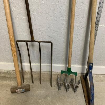 #159 Yard Tools: Sledgehammer, Pitch Fork & More