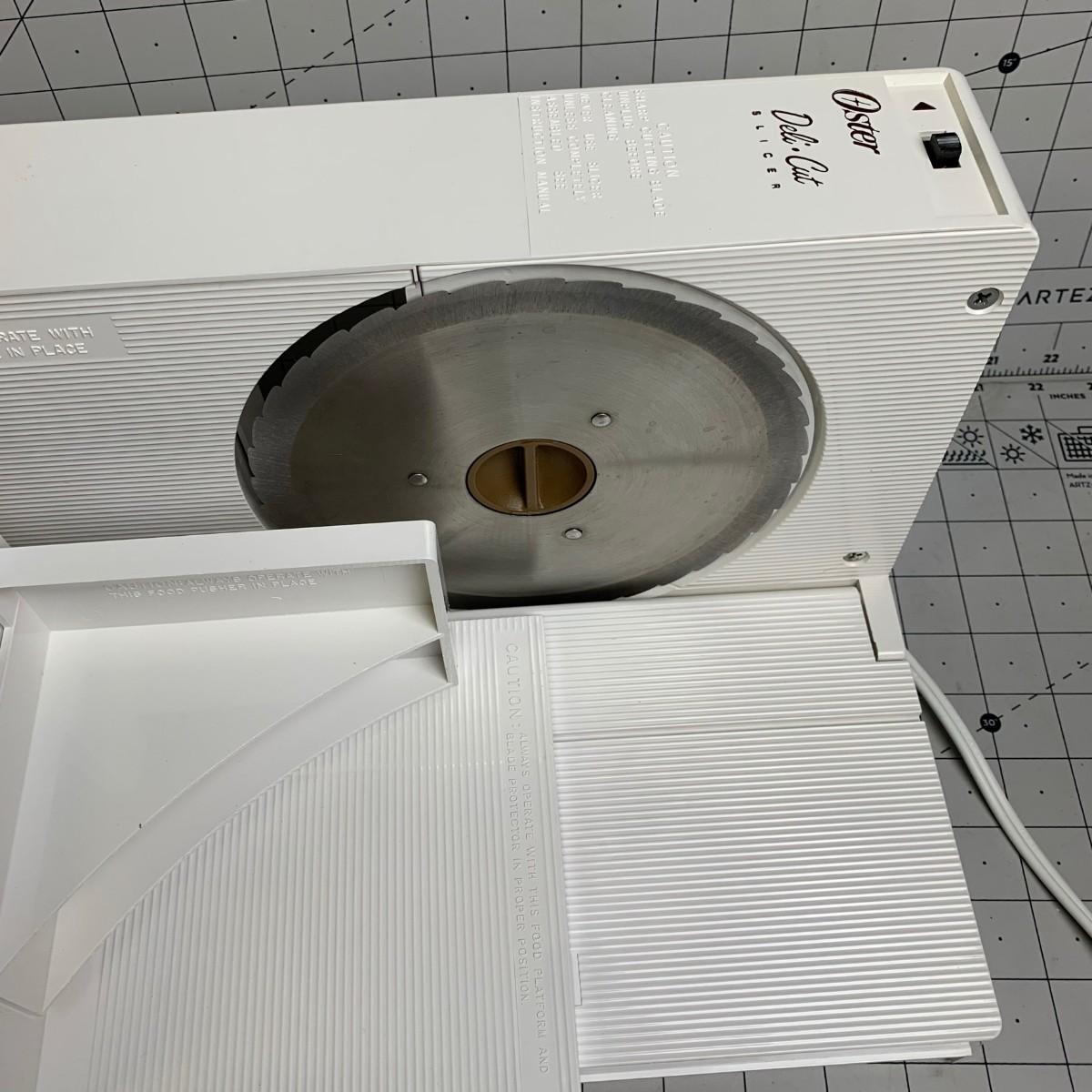 205 Oster Meat/Food Slicer