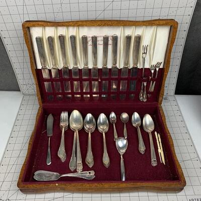 #9 1847 Rogers Brothers Silver Plate Silverware Set