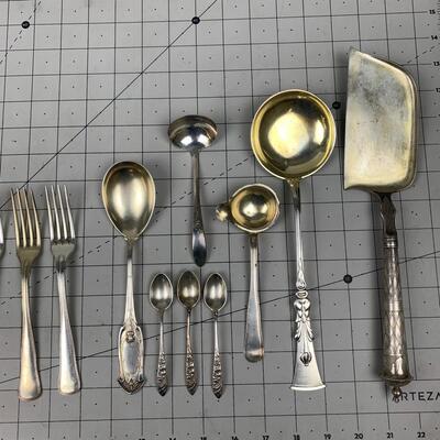 #224 Silverplated Pieces