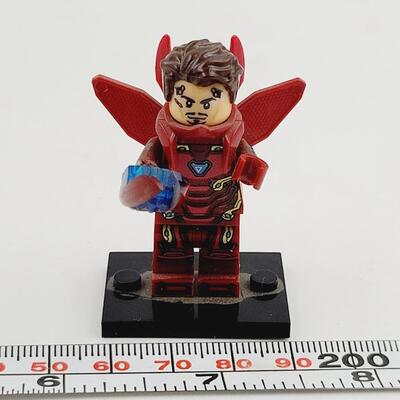 LEGO MINI FIGURE - IRON MAN - TONY STARK