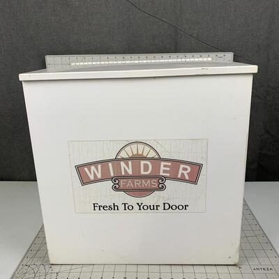 #248 Winder Farms Box