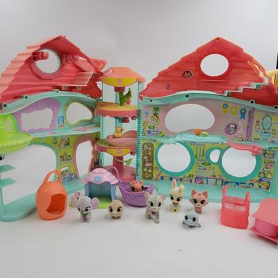 LITTLEST PET SHOP HOUSE W/ LITTLEST PETS & ACCESSORIES