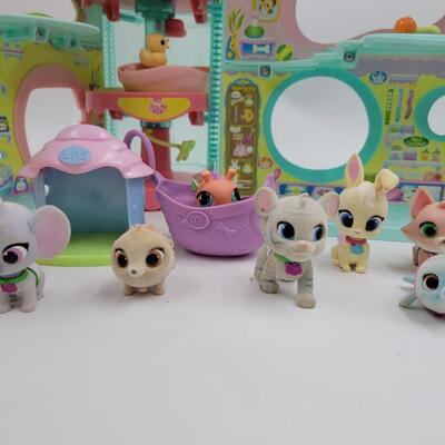LITTLEST PET SHOP HOUSE W/ LITTLEST PETS & ACCESSORIES