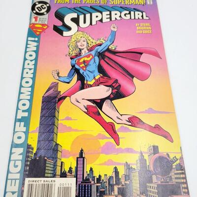 2016 SUPER GIRL #1 COMIC BOOK