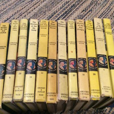 Set of Nancy Drew books