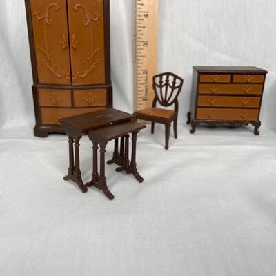 Miniature Doll House Furniture Plastic to look like wood