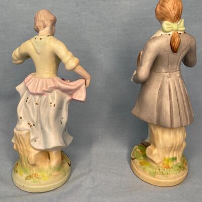 Vintage Porcelain Colonial/Victorian Man and Woman