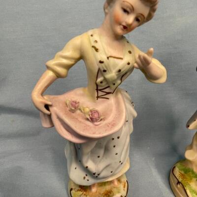 Vintage Porcelain Colonial/Victorian Man and Woman