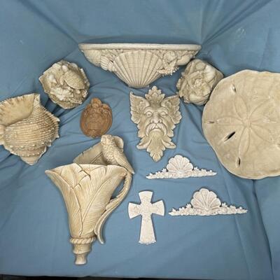 10 pieces Wall Hangings and decorated stones