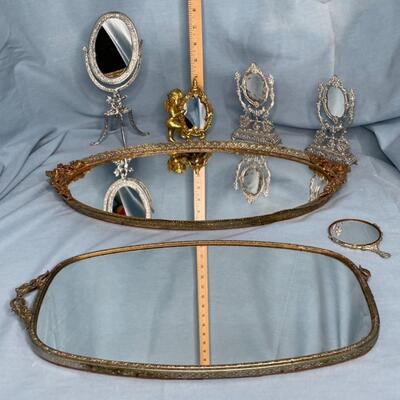5 Mirrors various sizes, 2 Mirrored Makeup Trays