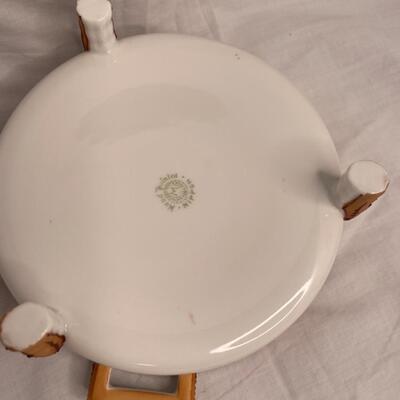 4 pieces of Japanese Porcelain