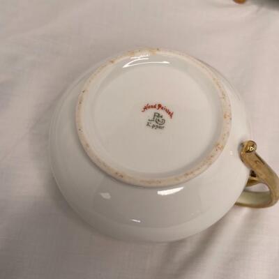 4 pieces of Japanese Porcelain