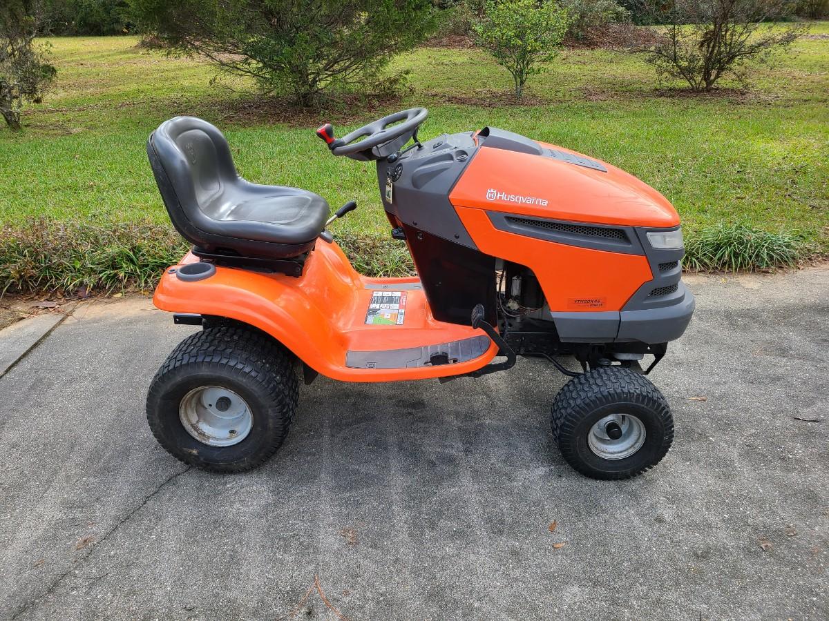 Husqvarna YTH20K46