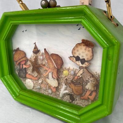 Adorable vintage  wood purse