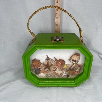 Adorable vintage  wood purse