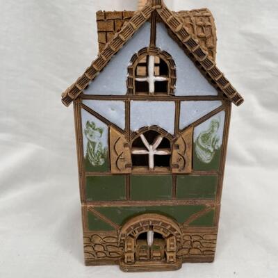 2 piece ceramic painted house