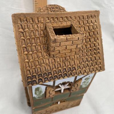 2 piece ceramic painted house