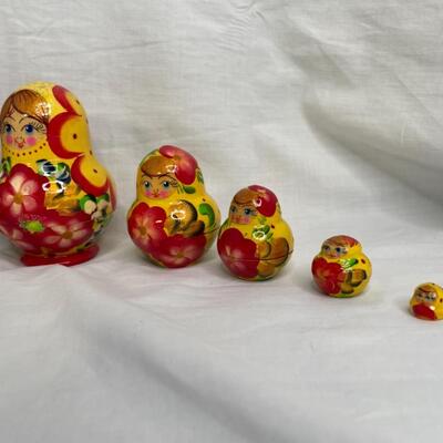 2 Sets of Dutch Nesting Dolls
