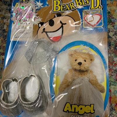 Fiber Craft Bear Blvd Outfits x 3 NEW