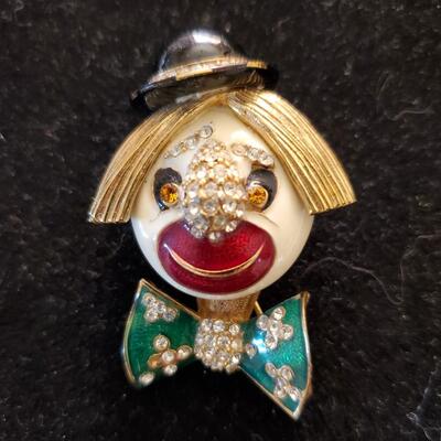Ciner Clown Brooch