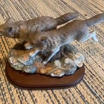 Home Interiors Wolves Figurine