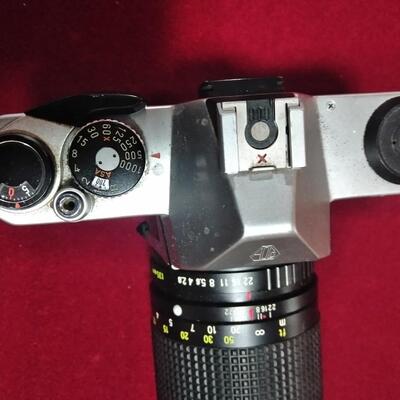 LOT 18 PENTAX 35MM CAMERA WITH LENSES