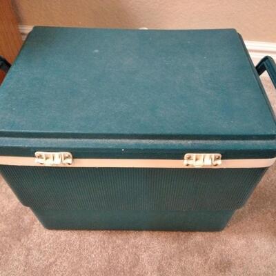 LOT 75 IGLOO KOOL MADE 32 THERMOELECTRIC AC / DC COOLER/HEATER & TACKLEBOX