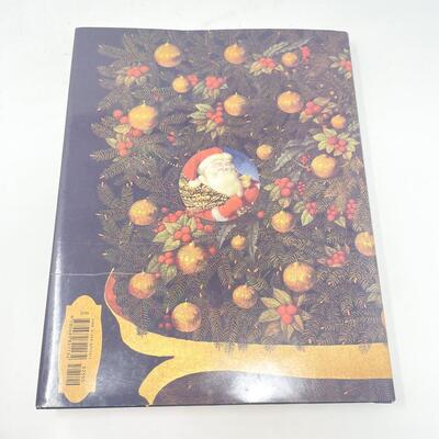 â€œJOY TO THE WORLD: A FAMILY CHRISTMAS TREASURYâ€ LARGE HARDBACK BOOK