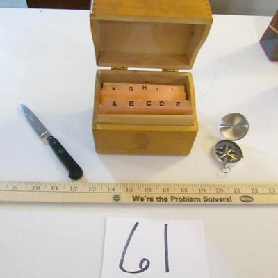 LOT 61  WOODEN INDEX BOX, KNIFE AND COMPASS