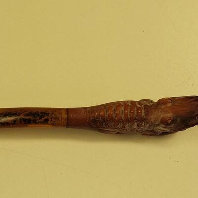 Lot 22: Antique Meerschaum Alligator Cheroot Holder in Original Wood Case