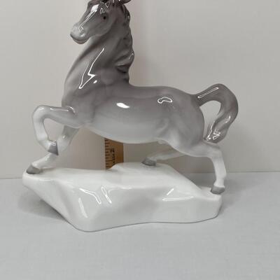 Noritake Nippon Toki Prancing Horse