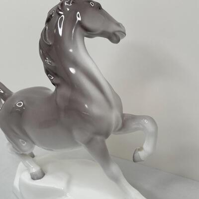 Noritake Nippon Toki Prancing Horse