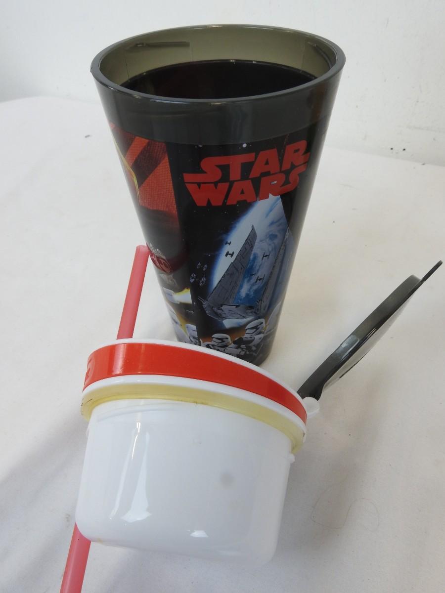 4 Snackeez Cups with Drink & Snack Sections: Star Wars & Colorful